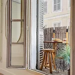 Elegant Appartement - Hyper Centre & Climatisation - Les Freres De La Loc\'
