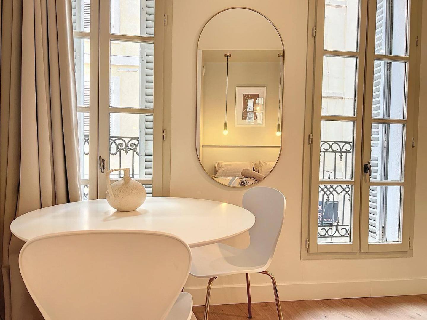 Appartement Elegant - Hyper Centre & Climatisation - Les Freres De La Loc' *